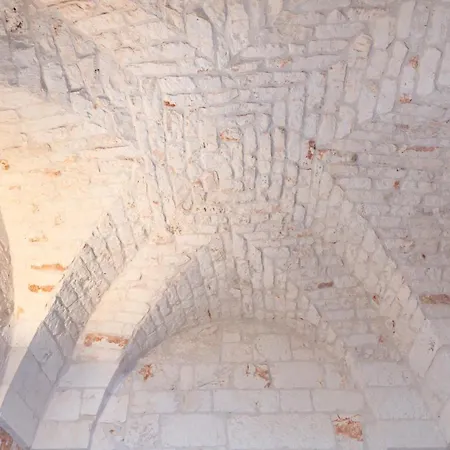 Pietra Maestosa - Daire Ostuni